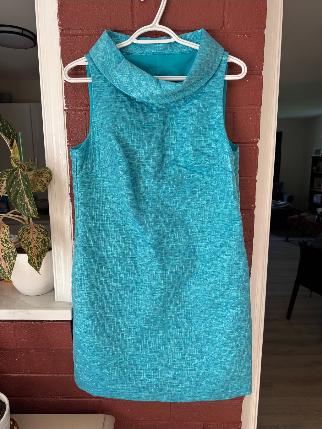 Trina Turk Teal Sleeveless Textured Shift Dress With Structured Cowl Neck Size 4